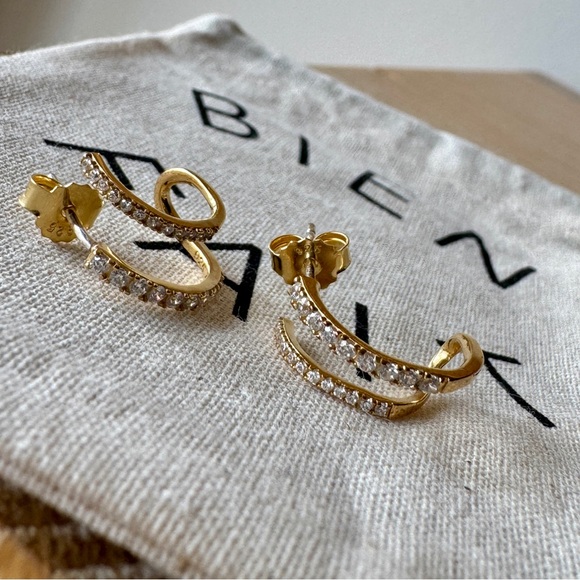 NWT! | MADEWELL Demi-Fine Pavé Double Hoop Earrings, 14k Gold - Picture 11 of 15